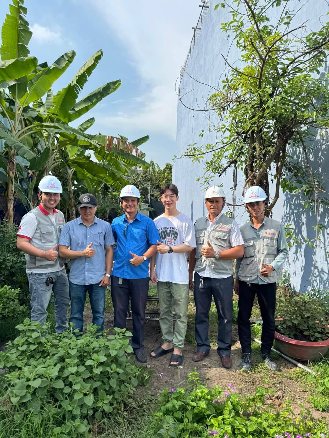 Đội ngũ công nhân viên TPS8